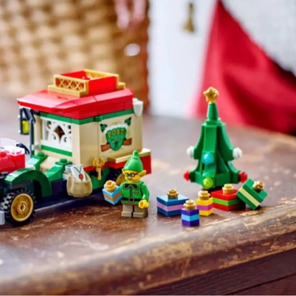 LEGO Santa’s Delivery Truck NIB Sealed 40746 Christmas Holiday Set